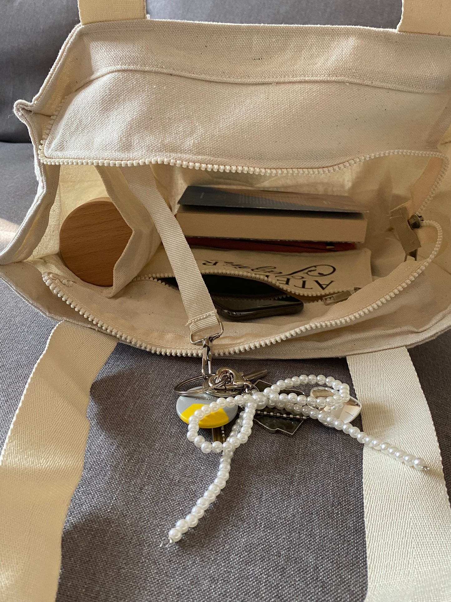 Rouh tote bag
